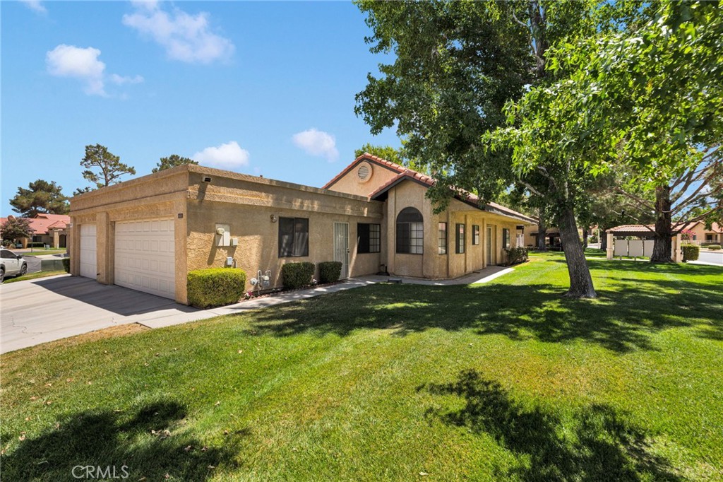 11671 Maple Street Apple Valley, CA 92308 - Photo 2 of 52