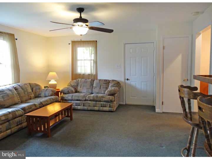12 Turf Road Levittown, PA 19056 - Photo 13 of 25