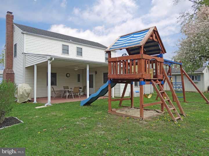12 Turf Road Levittown, PA 19056 - Photo 22 of 25