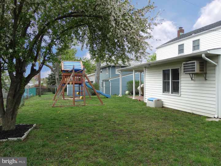 12 Turf Road Levittown, PA 19056 - Photo 25 of 25
