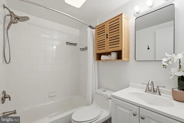 $200,000 | 407 Tulip Avenue, Unit 104, Takoma Park, MD 20912