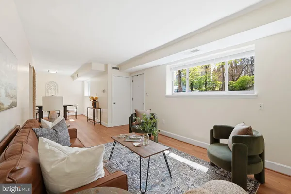 $200,000 | 407 Tulip Avenue, Unit 104, Takoma Park, MD 20912