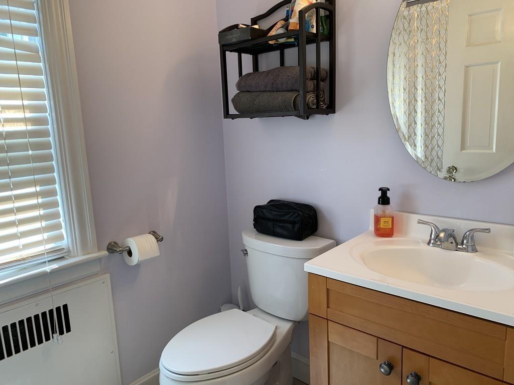 78 June Street Worcester, MA 01602 - Photo 24 of 40