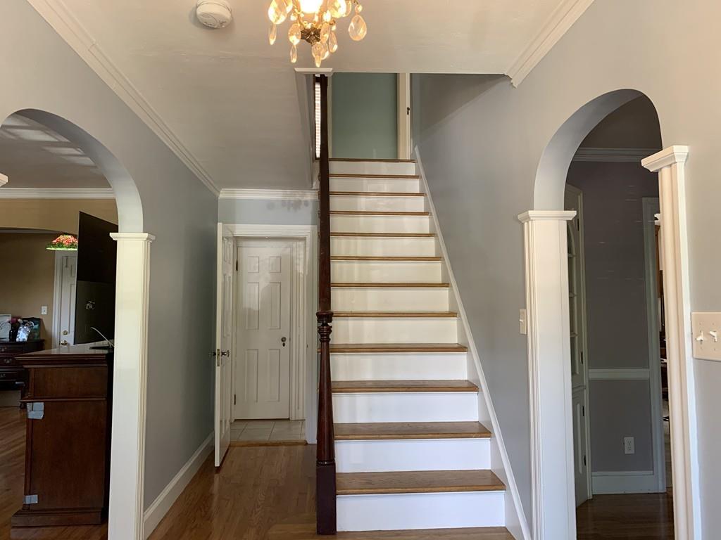 78 June Street Worcester, MA 01602 - Photo 3 of 40