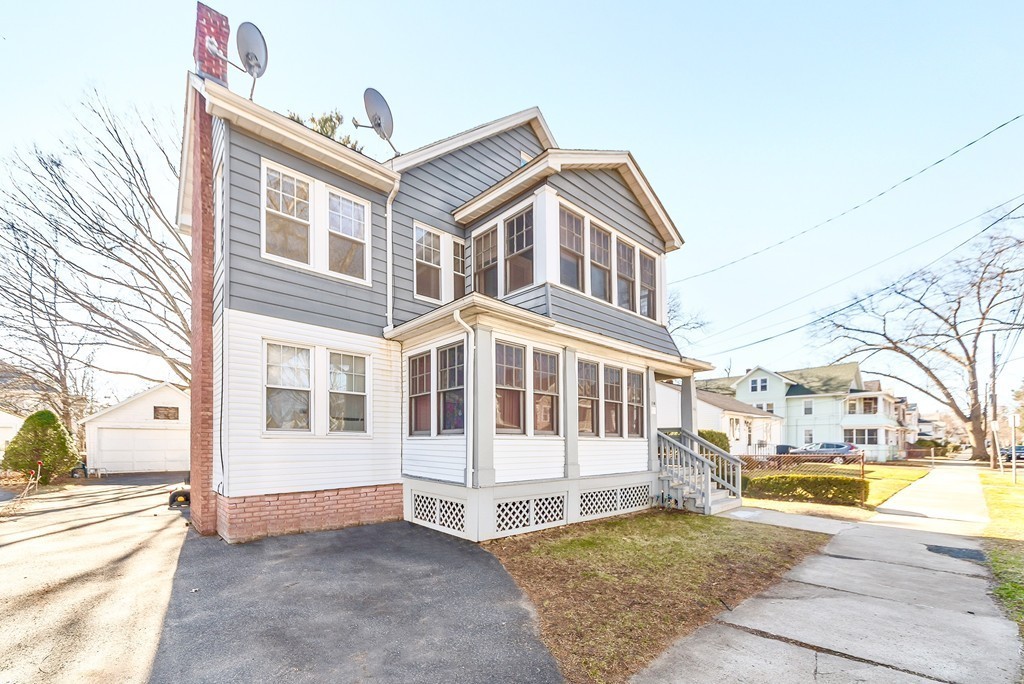 112-114 Carver Street Springfield, MA 01108 - Photo 3 of 23 Gallery Image 3