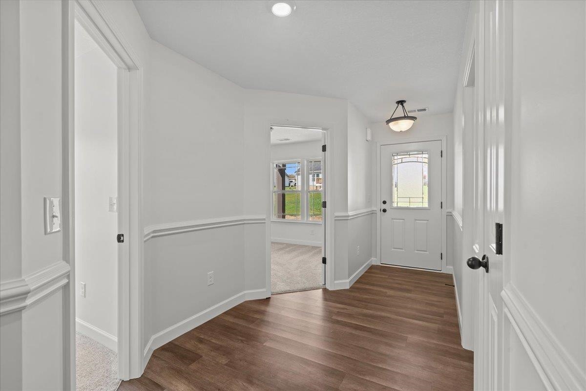 1051 Holly Springs Inman, SC 29349 - Photo 5 of 36