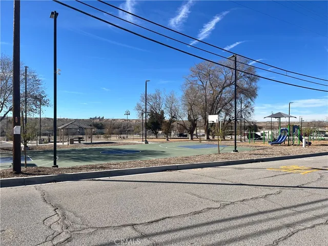 $285,000 | 19102 4th Street, Oro Grande, CA 92368