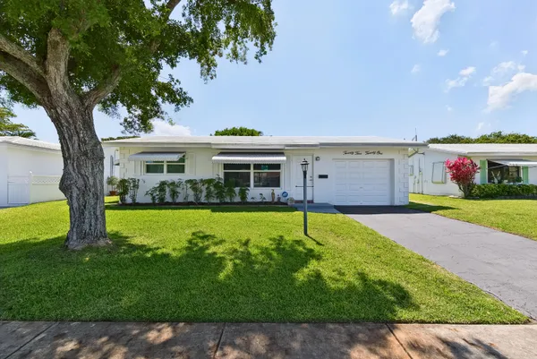 $250,000 | 2521 North Cypress Road, Pompano Beach, FL 33064