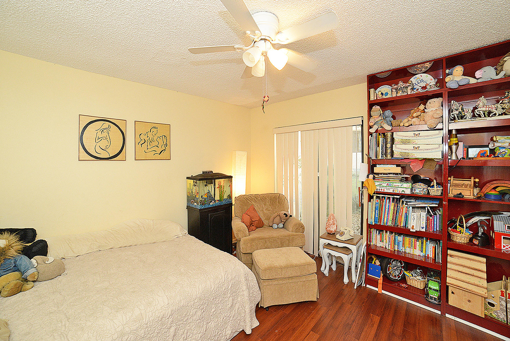 23016 Via Stel Boca Raton, FL 33433 - Photo 21 of 25 3rd bedroom