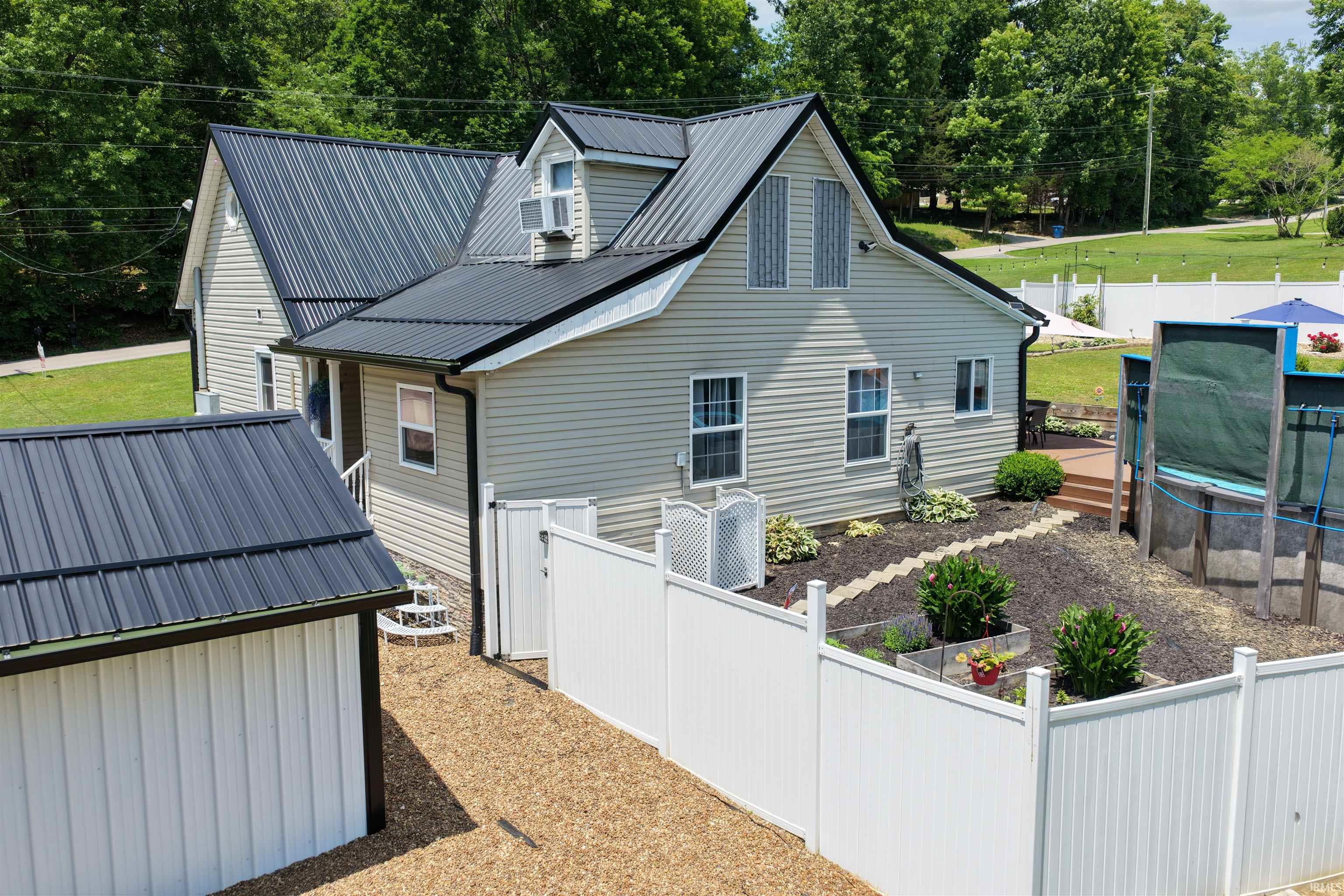 638 North Pike Road Springville, IN 47462 - Photo 8 of 50