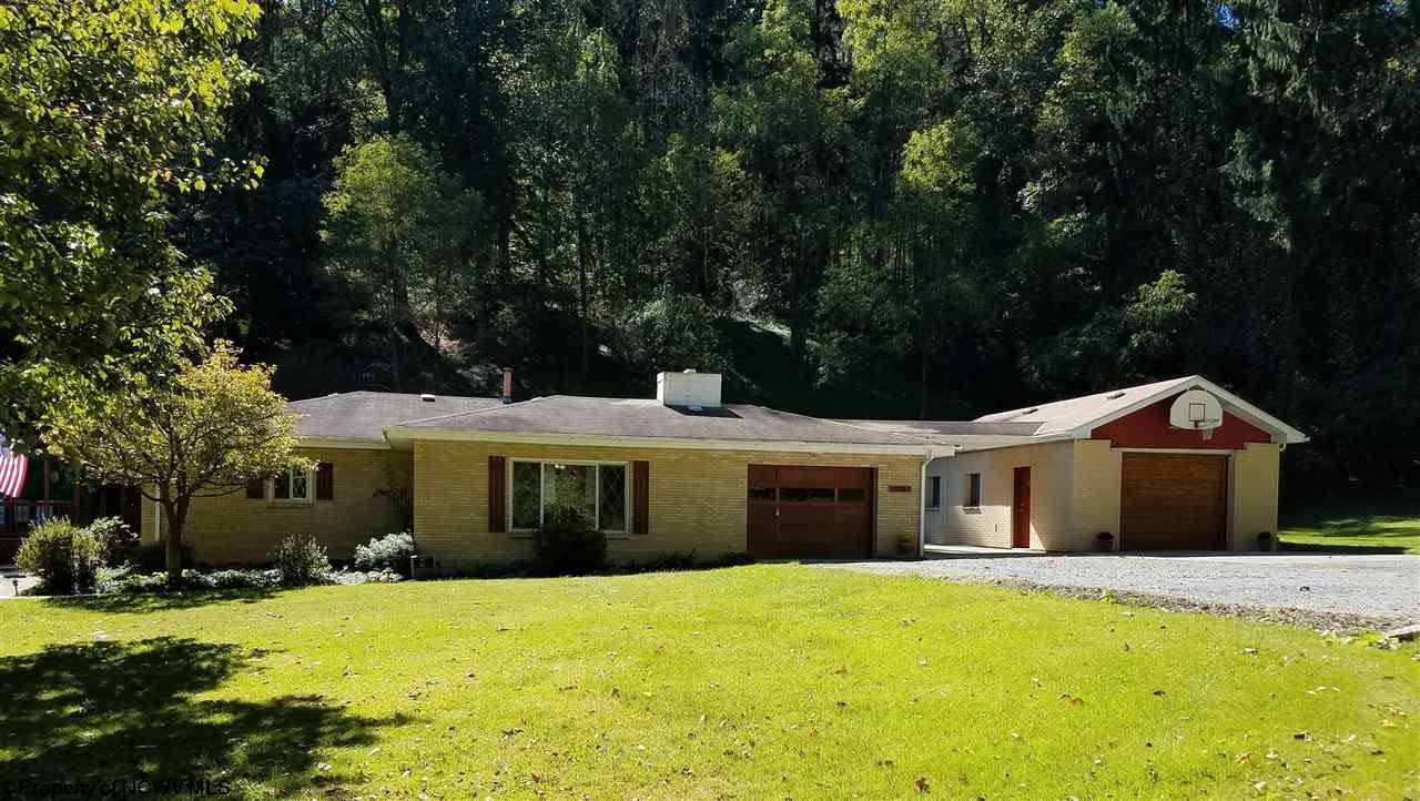 1835 Hillcrest Road Fairmont, WV 26554 - Photo 1 of 20 Gallery Image 1