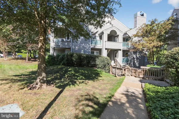 $2,000 | 1502 Summerchase Court, Reston, VA 20194