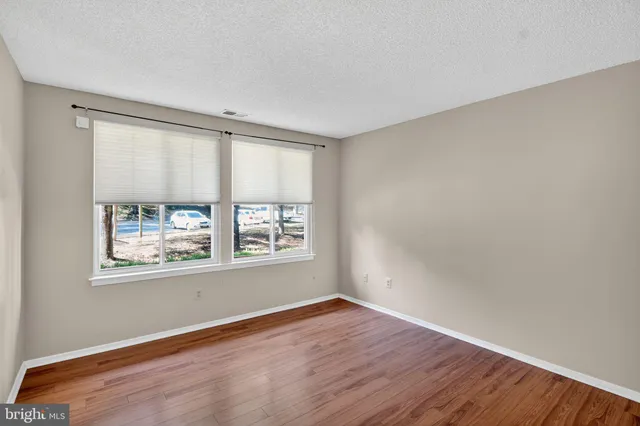 $2,000 | 1502 Summerchase Court, Reston, VA 20194