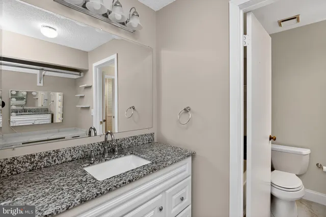 $2,000 | 1502 Summerchase Court, Reston, VA 20194