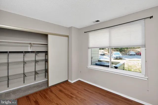 $2,000 | 1502 Summerchase Court, Reston, VA 20194