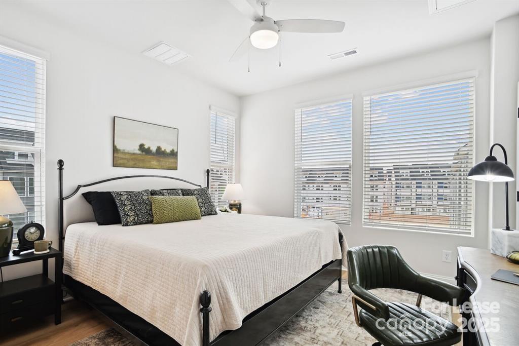 6134 Wilora Lake Road Charlotte, NC 28212 - Photo 17 of 21