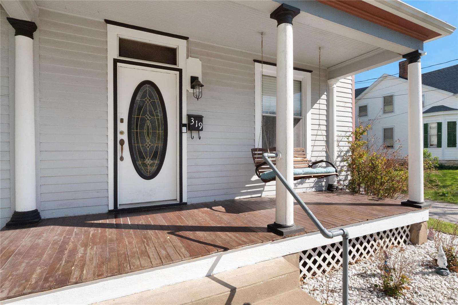319 West 3rd Street Waterloo, IL 62298 - Photo 2 of 27