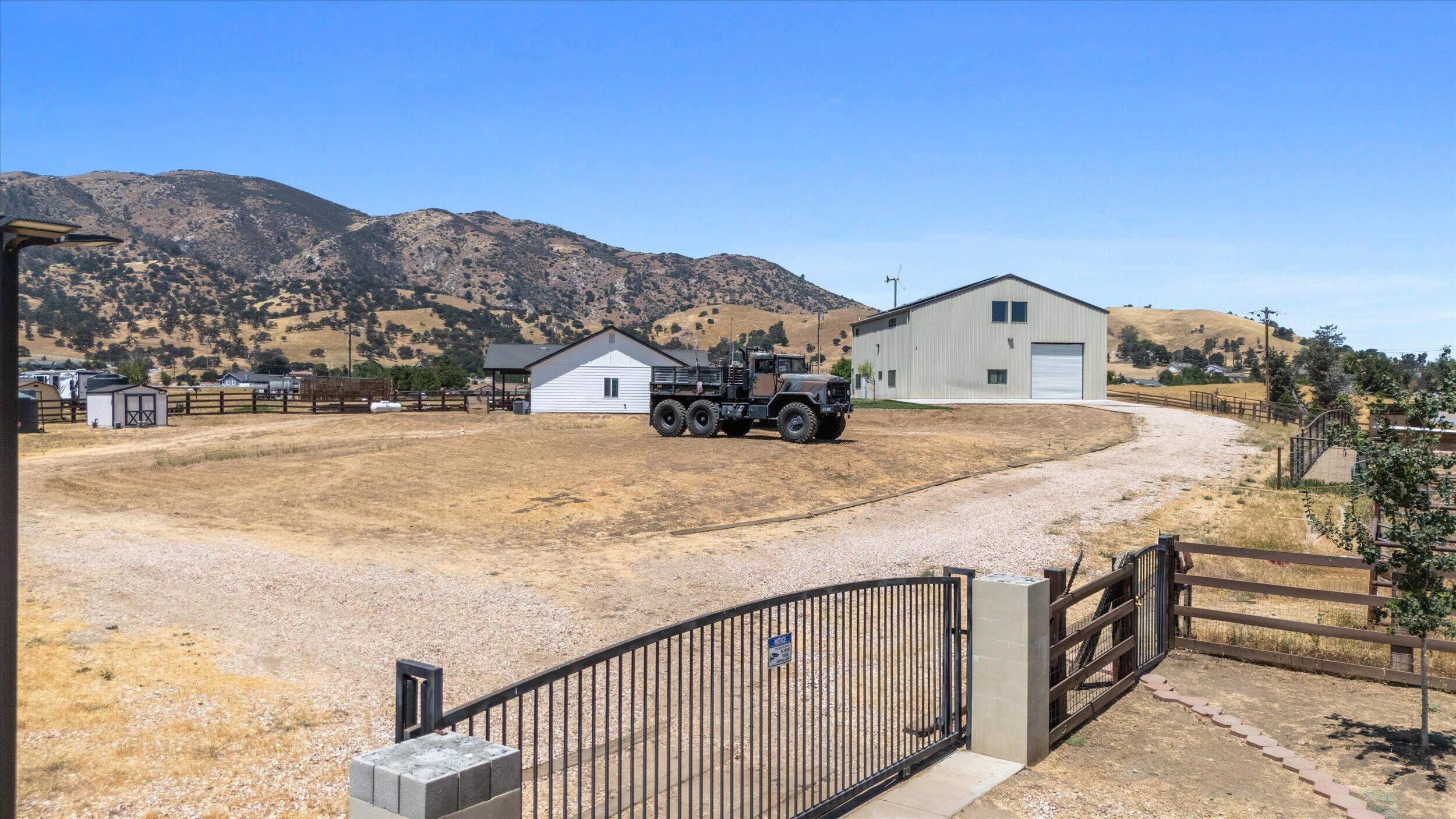 21736 Pinon Canyon Road Tehachapi, CA 93561 - Photo 4 of 41 04-Illuminate Photography - 21736 Pinon