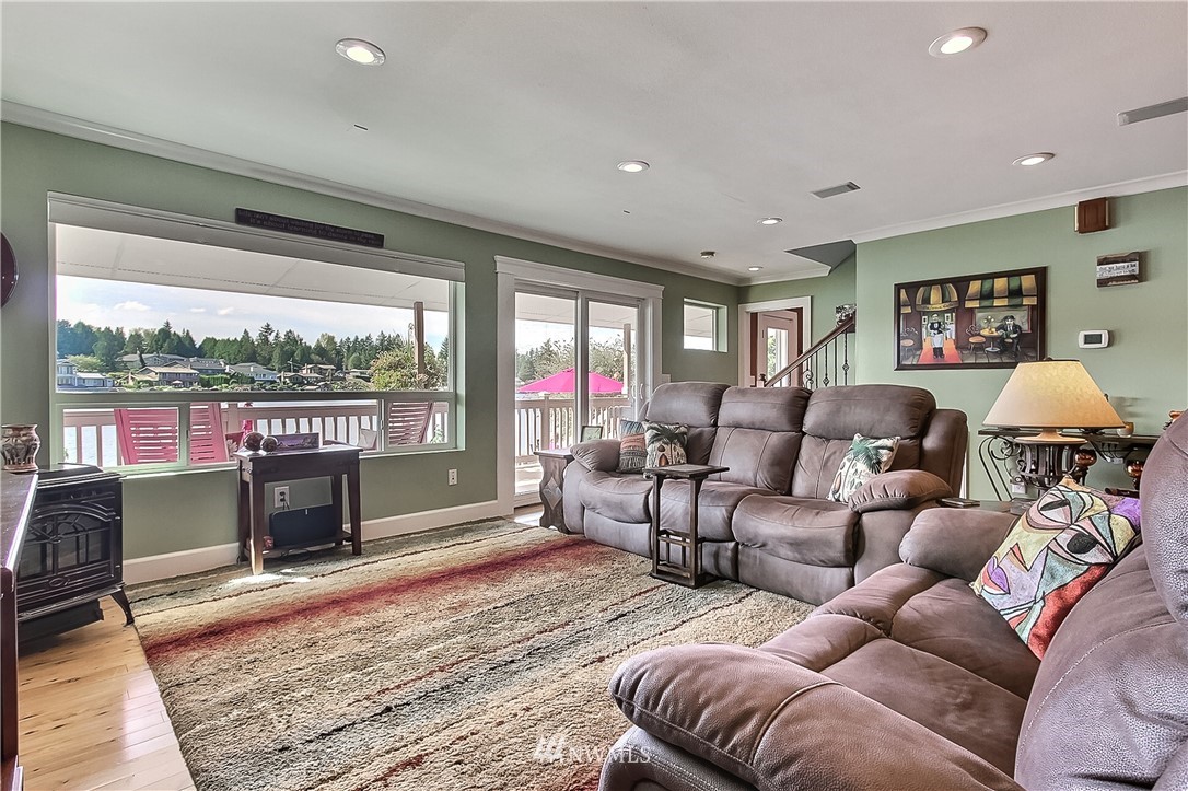 2024 Channel Road East Lake Tapps, WA 98391 - Photo 13 of 26