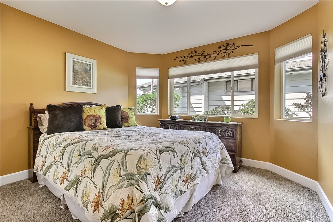 2024 Channel Road East Lake Tapps, WA 98391 - Photo 16 of 26