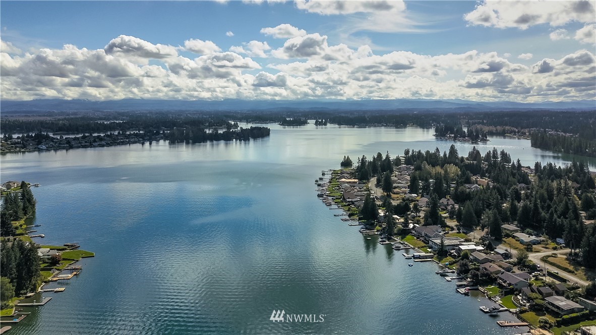 2024 Channel Road East Lake Tapps, WA 98391 - Photo 6 of 26