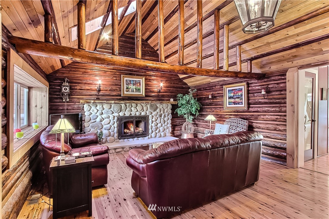 2024 Channel Road East Lake Tapps, WA 98391 - Photo 8 of 26