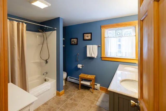 $660,000 | 23 Quarterhorse Drive, Bridgton, ME 04009