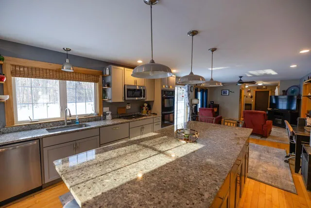 $660,000 | 23 Quarterhorse Drive, Bridgton, ME 04009