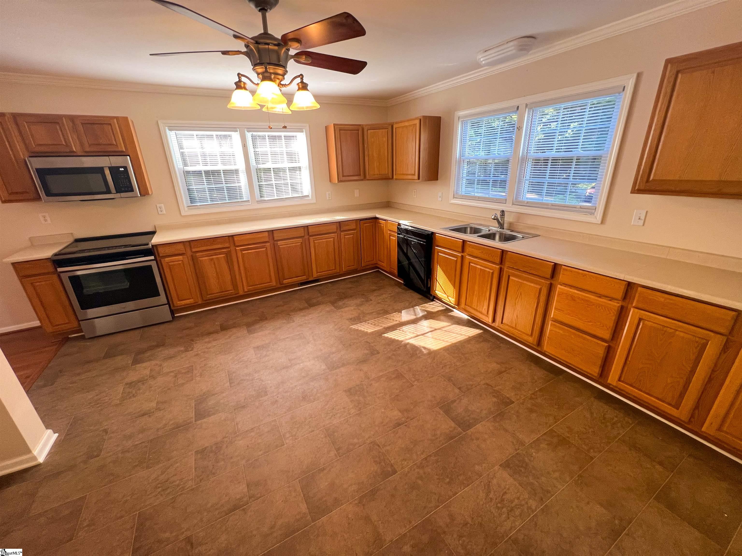 157 5th Street Easley, SC 29640 - Photo 6 of 27