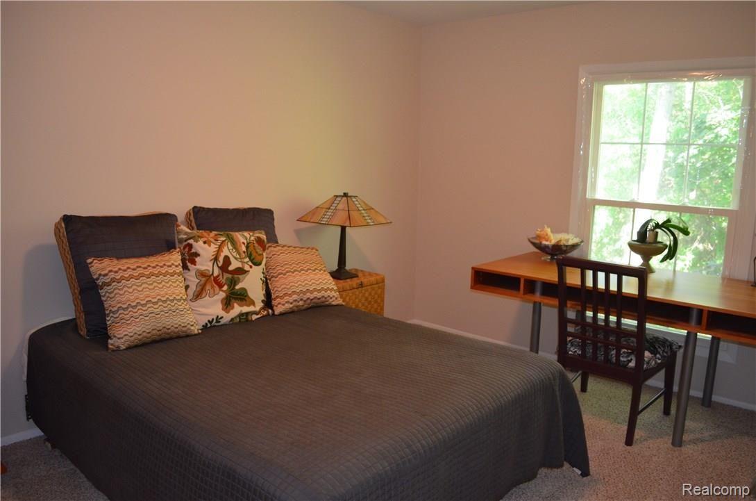 1576 Gas Light Lane Rochester, MI 48306 - Photo 41 of 49 DSC_0048.jpg