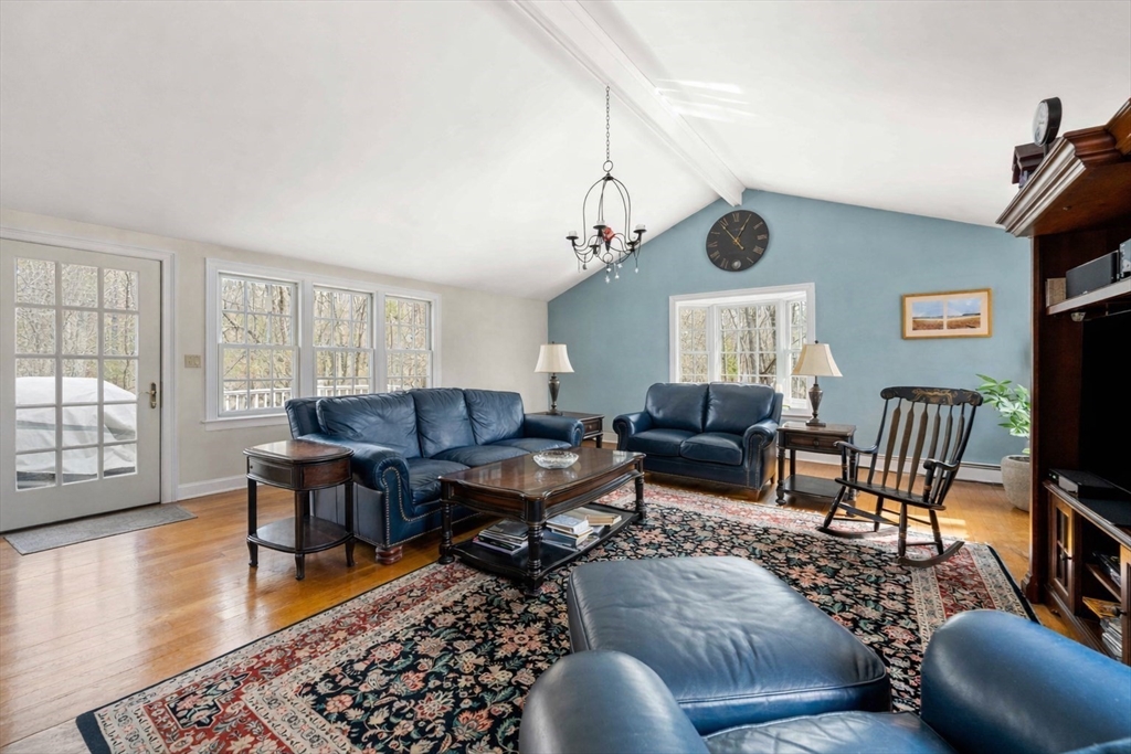 12 Inverness Circle Boxford, MA 01921 - Photo 9 of 32