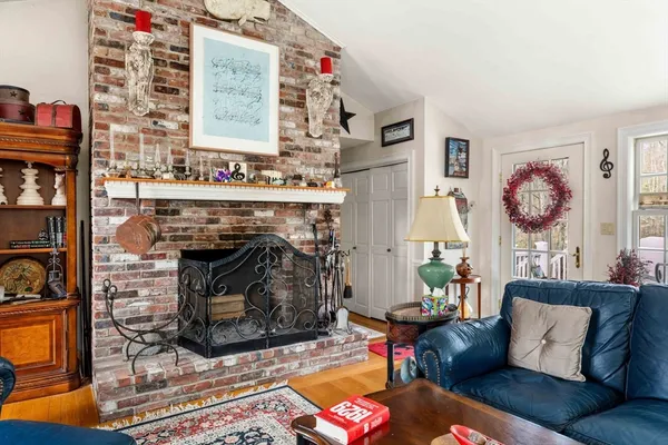$1,199,000 | 12 Inverness Circle, Boxford, MA 01921