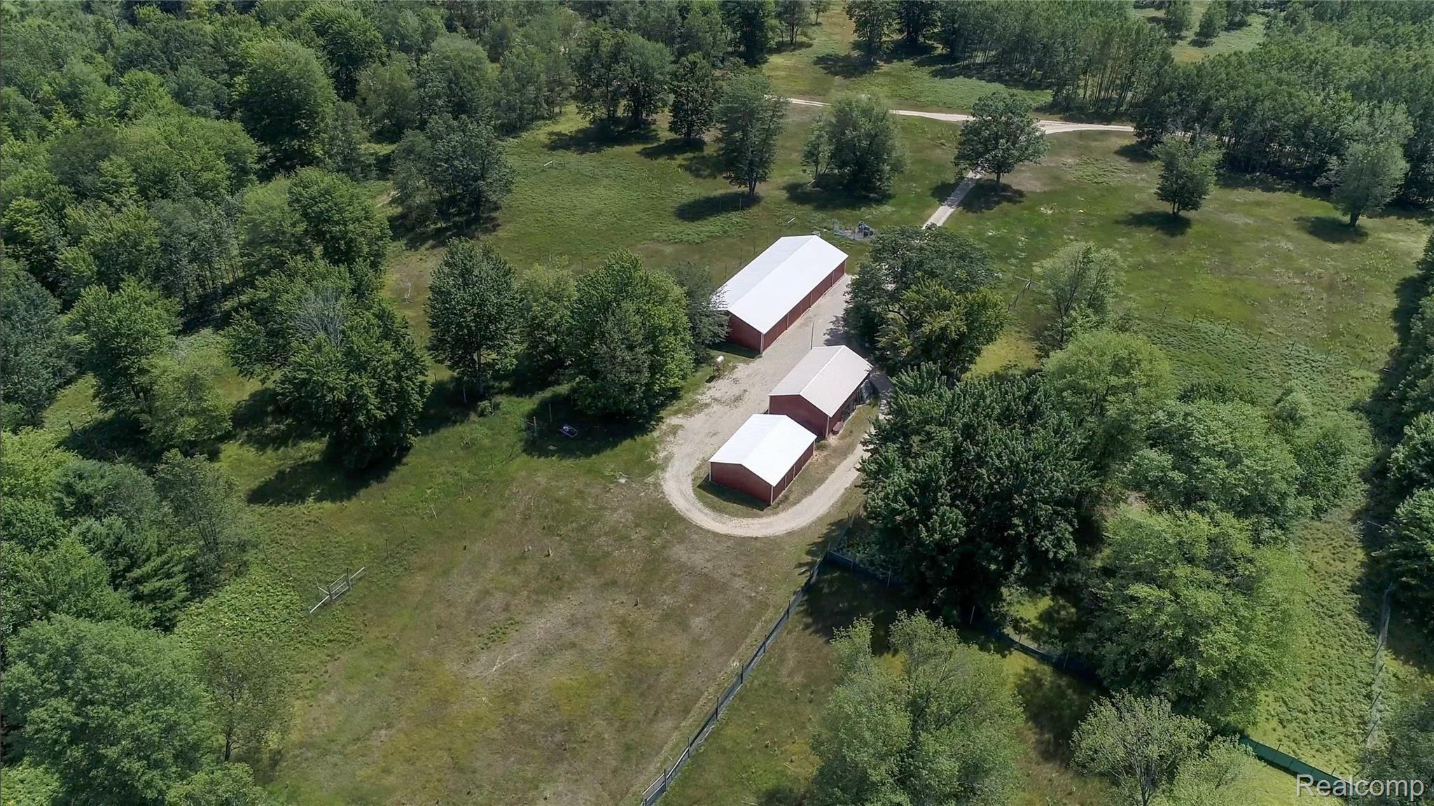5181 Sargent Road Gladwin, MI 48624 - Photo 30 of 36 19.jpg