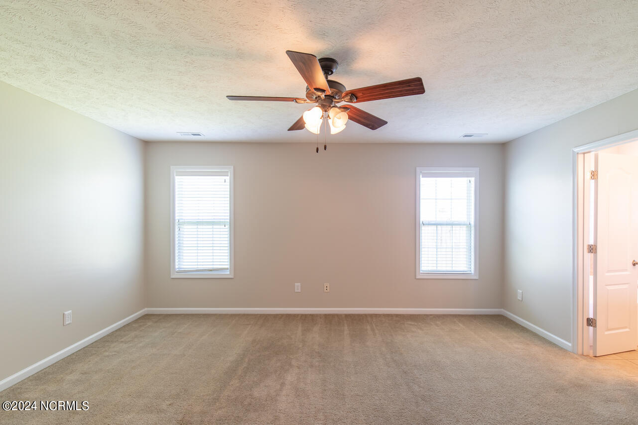 220 Merin Height Road Jacksonville, NC 28546 - Photo 9 of 18