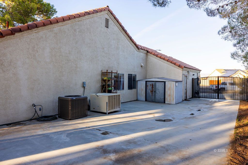 1237 Quail Way Ridgecrest, CA 93555 - Photo 45 of 47