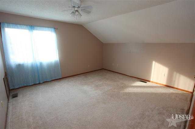 1815 Oakville Road Fort Wayne, IN 46818 - Photo 20 of 26