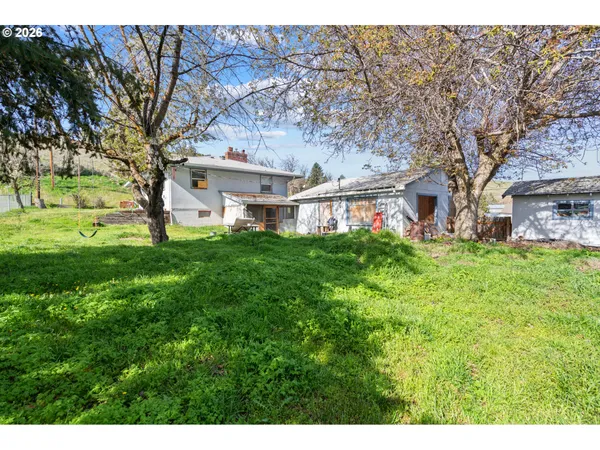 $199,000 | 615 Cowins Street, Heppner, OR 97836