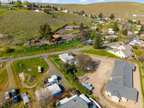 $199,000 | 615 Cowins Street, Heppner, OR 97836