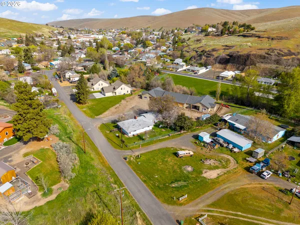 $199,000 | 615 Cowins Street, Heppner, OR 97836