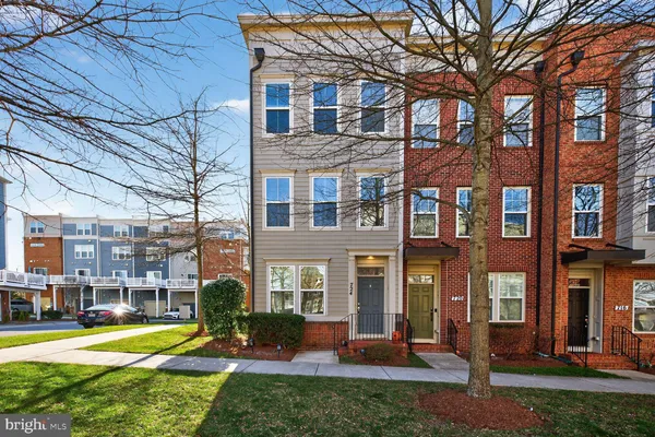 $3,500 | 724 Hendrix Avenue, Gaithersburg, MD 20878