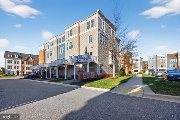 $3,500 | 724 Hendrix Avenue, Gaithersburg, MD 20878