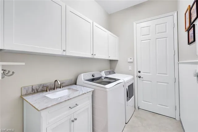 $675,000 | 3407 Baltic Drive, Naples, FL 34119