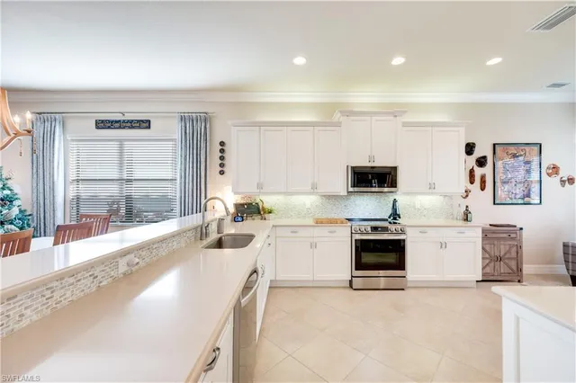 $675,000 | 3407 Baltic Drive, Naples, FL 34119