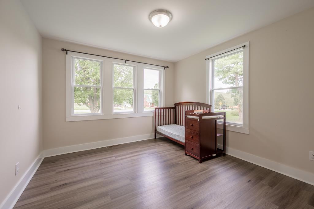 1448 Fort Chiswell Road Max Meadows, VA 24360 - Photo 21 of 51 Gallery Image 21