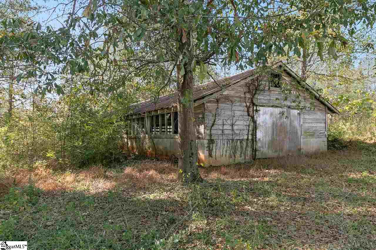 120 Fowler Road Campobello, SC 29322 - Photo 6 of 36