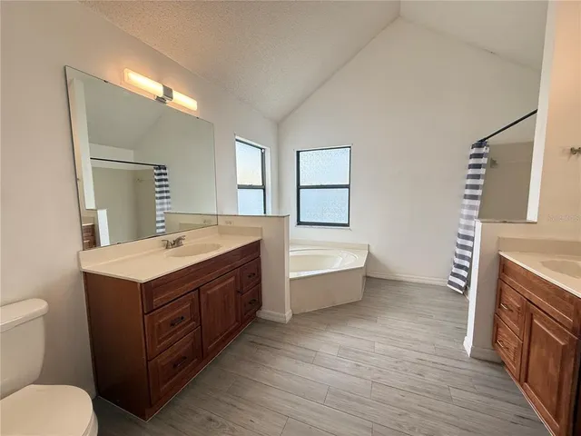 $2,400 | 3718 Linsbury Street, Orlando, FL 32817