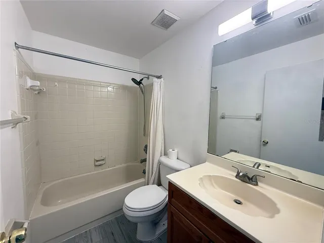 $2,400 | 3718 Linsbury Street, Orlando, FL 32817