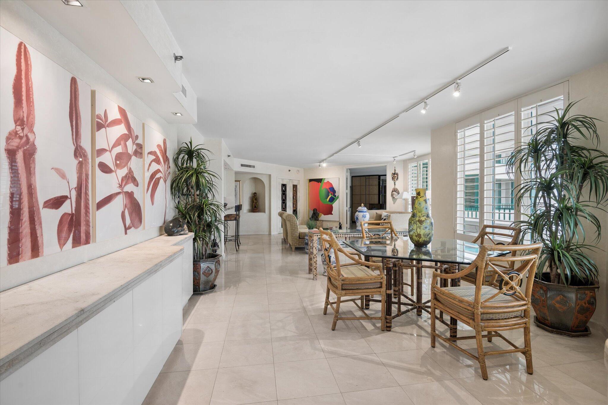 120 Southeast 5th Avenue, Unit 329 Boca Raton, FL 33432 - Photo 7 of 25 Dining Area
