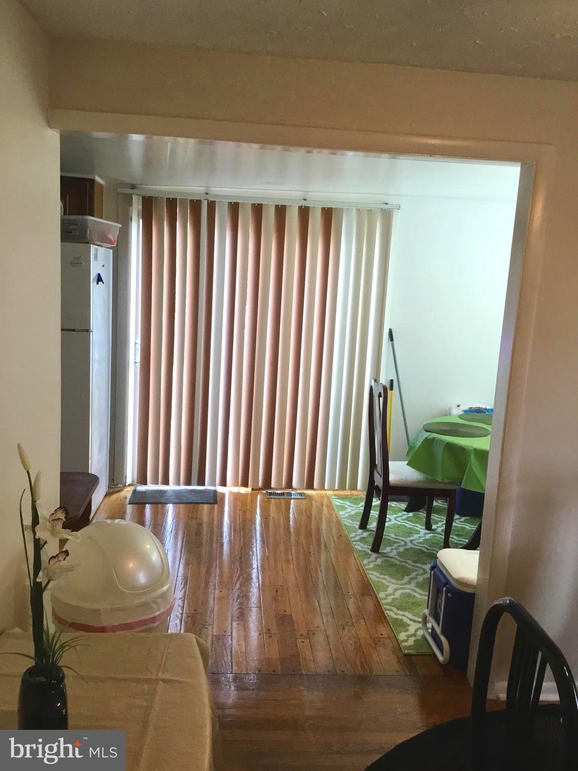 5425 Spring Road Bladensburg, MD 20710 - Photo 4 of 13 Interior (General)