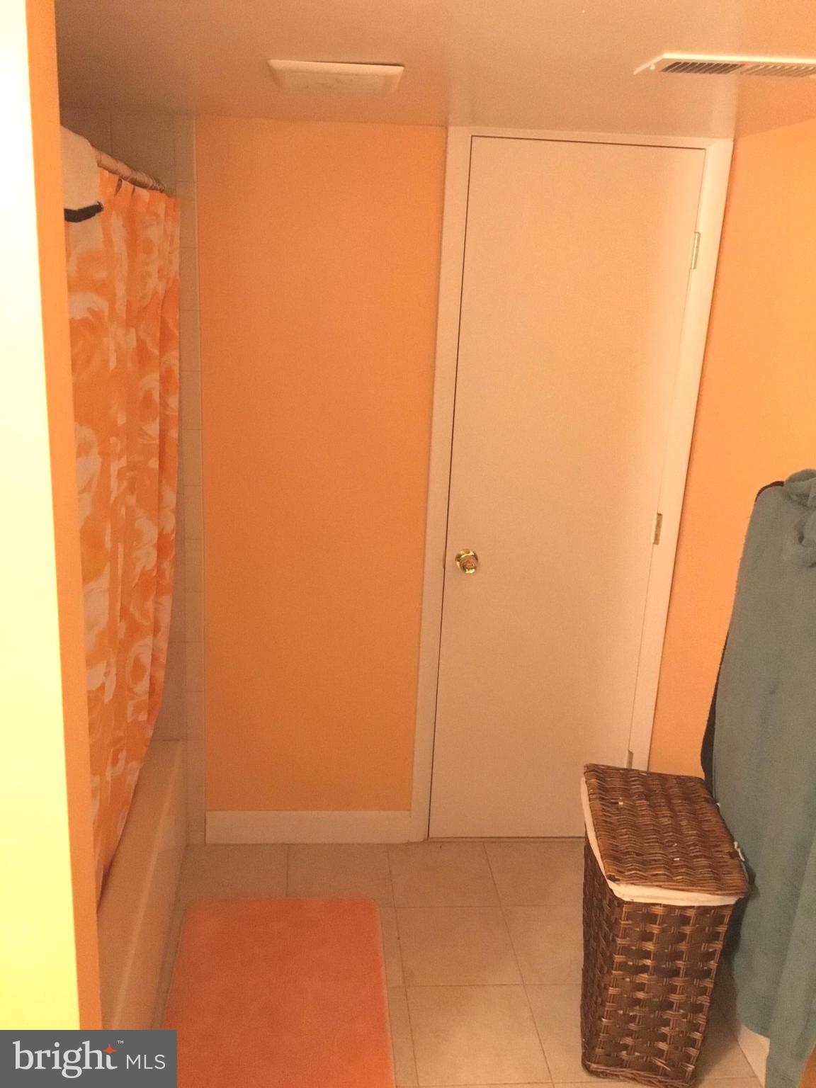 5425 Spring Road Bladensburg, MD 20710 - Photo 10 of 13 BathBasement Full Bath